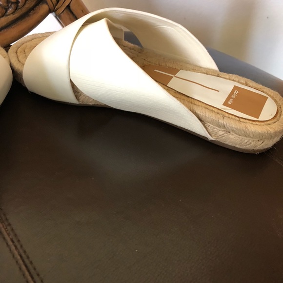 Sandals - Picture 3 of 4